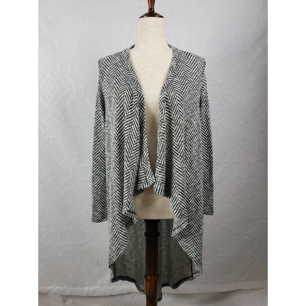 Acemi Women's Cardigan Gray Chevron Tight Knit High Low Lightweight Long Sleeve